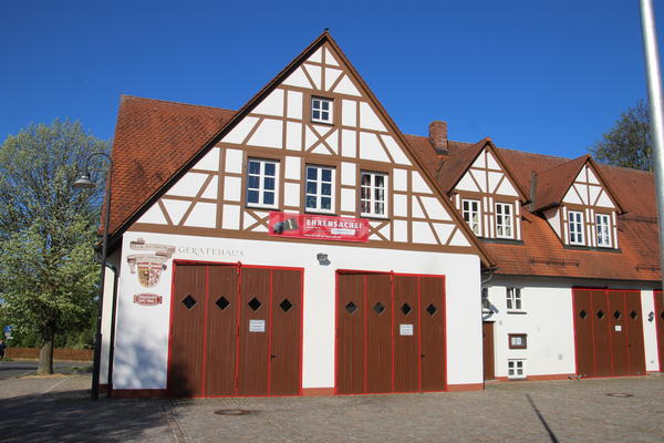 Bild vergrößern: Feuerwehrhaus Igensdorf