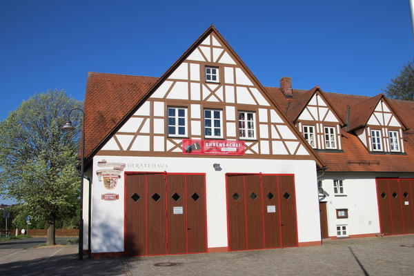 Bild vergrößern: Feuerwehrhaus Igensdorf