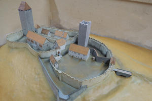 Bild vergrößern: Burgstall Hainburg Modell