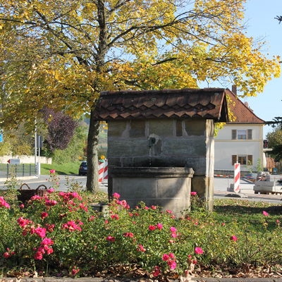 Bild vergrößern: Dorfbrunnen in Unterrsselbach