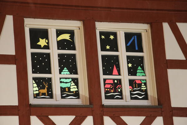 Bild vergr&ouml;&szlig;ern: Lebendiger Adventskalender