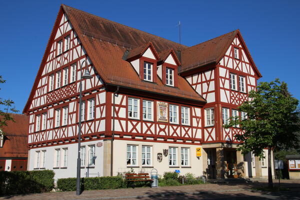 Bild vergr&ouml;&szlig;ern: Rathaus